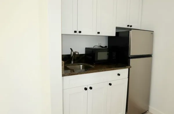 $1,400 | 1314 Barrington Drive, West Palm Beach, FL 33406