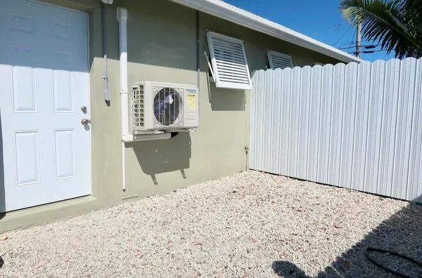 $1,400 | 1314 Barrington Drive, West Palm Beach, FL 33406