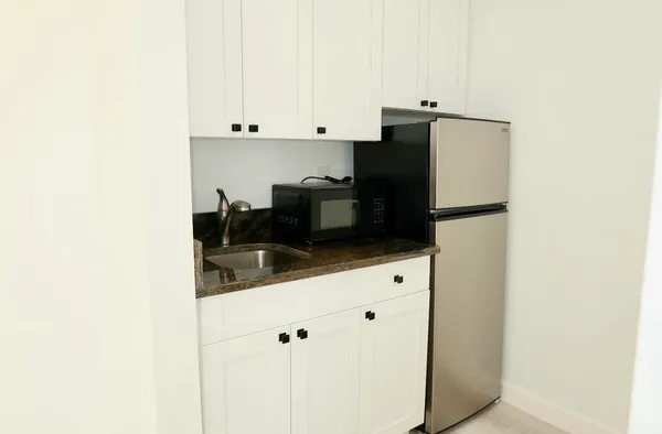 $1,400 | 1314 Barrington Drive, West Palm Beach, FL 33406