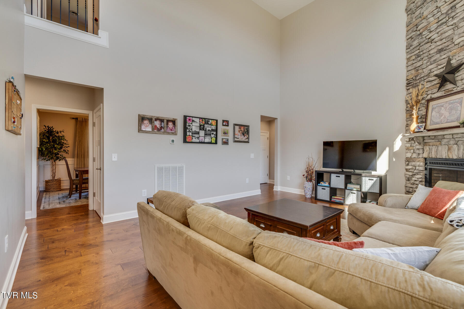 3675 Holly Creek Road Greeneville, TN 37745 - Photo 9 of 47 009