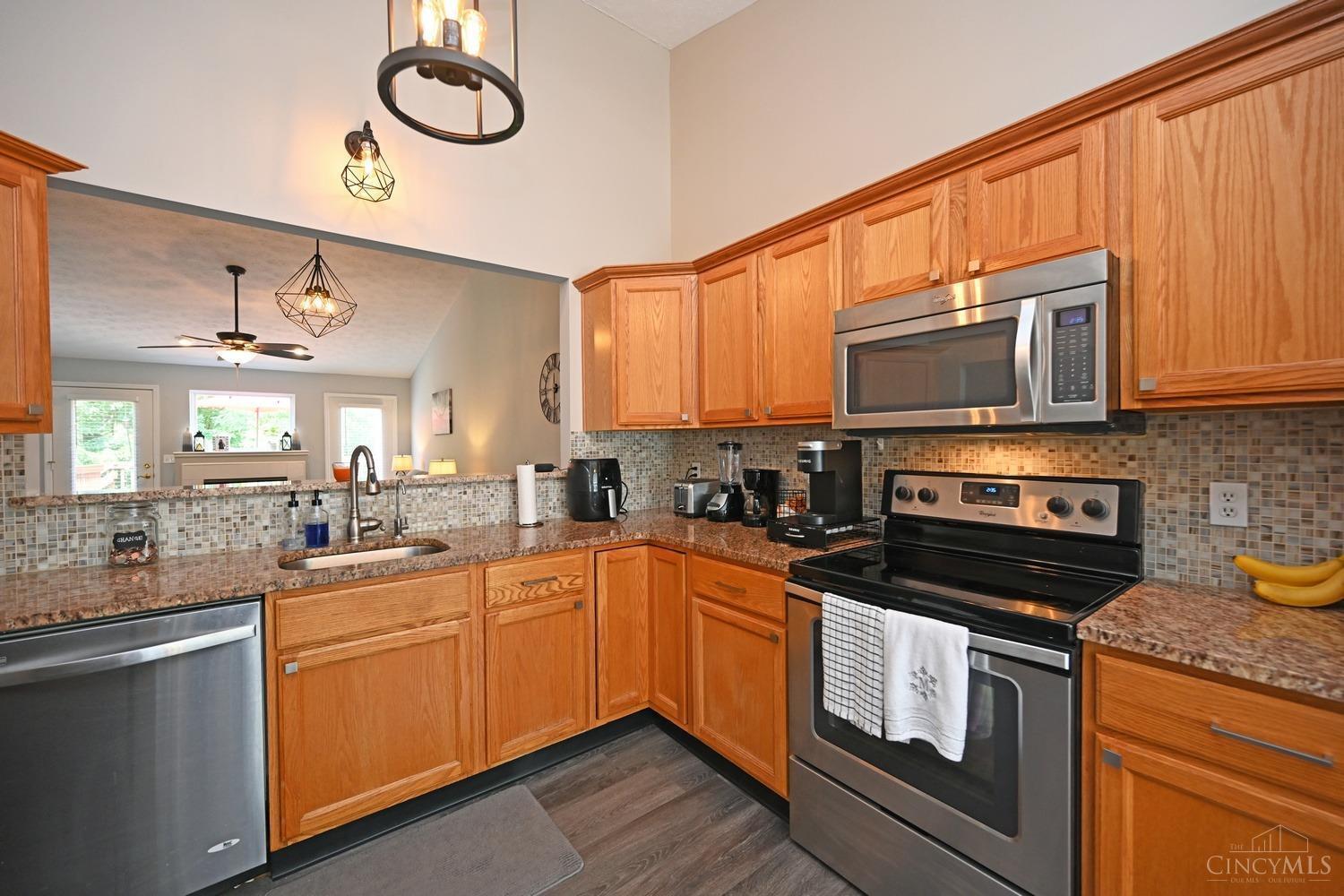 960 Raintree Lane Maineville, OH 45039 - Photo 6 of 49 Gallery Image 6