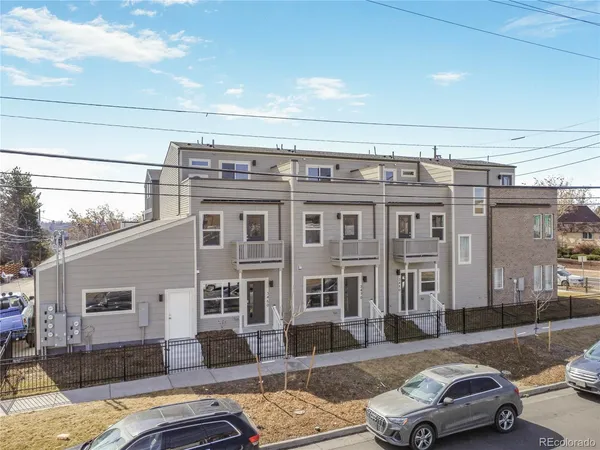 $3,300 | 3460 West 14th Avenue, Denver, CO 80204
