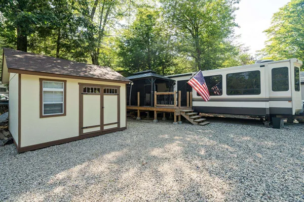 $179,000 | 184 Pocahontas Lane, Unit 184, Rochester, NH 03867