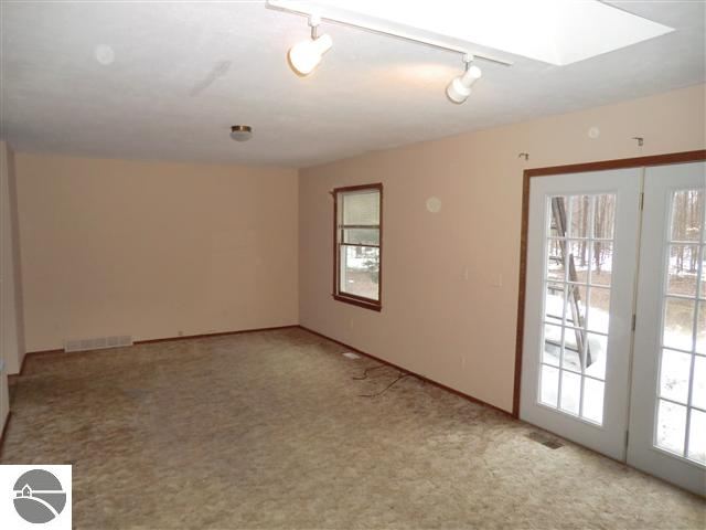 7734 Demerly Road Benzonia, MI 49616 - Photo 11 of 13 1743802-10.JPG