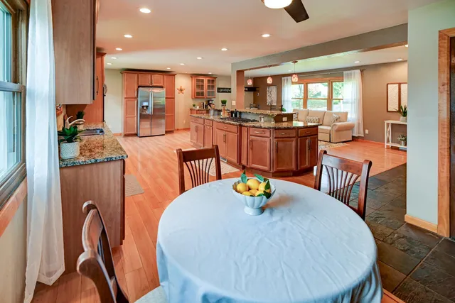 $469,900 | 1618 Angel Crest Way, Madison, WI 53716