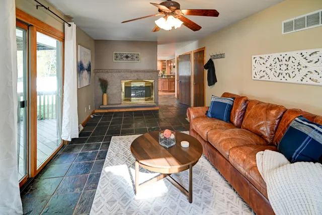 $469,900 | 1618 Angel Crest Way, Madison, WI 53716