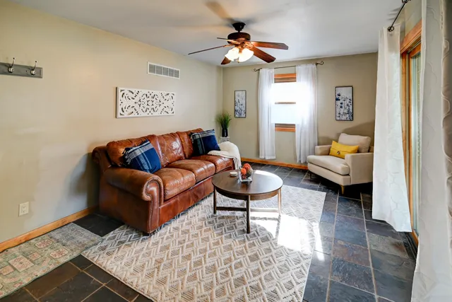 $469,900 | 1618 Angel Crest Way, Madison, WI 53716