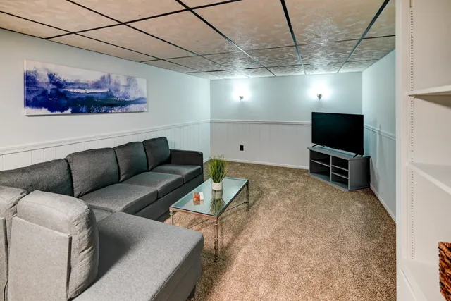 $469,900 | 1618 Angel Crest Way, Madison, WI 53716