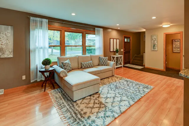 $469,900 | 1618 Angel Crest Way, Madison, WI 53716