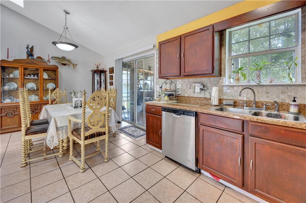 2246 Hampton Drive Decatur, GA 30035 - Photo 20 of 33
