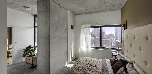 235 West Van Buren Street, Unit 2502 Chicago, IL 60607 - Photo 5 of 9