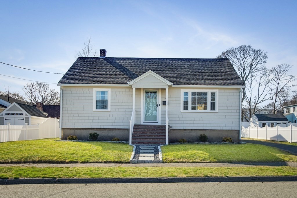 7 Nason Road Saugus, MA 01906 - Photo 3 of 34 Gallery Image 3