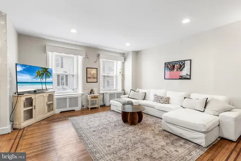 $385,000 | 113 Seville Street, Philadelphia, PA 19127