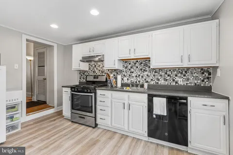 $385,000 | 113 Seville Street, Philadelphia, PA 19127