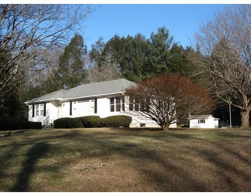 42 Charlton Road Dudley, MA 01571 - Photo 2 of 30 Gallery Image 2