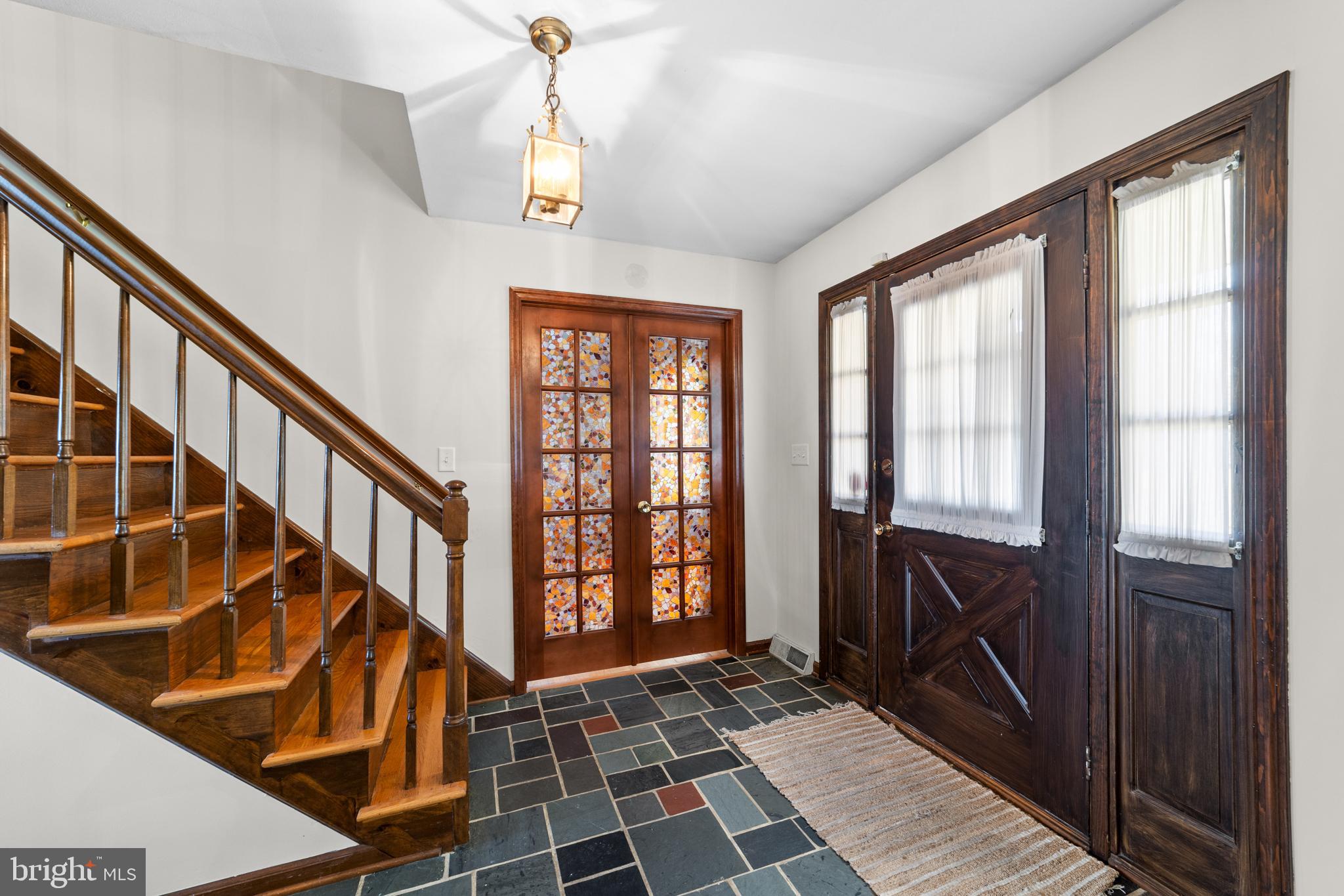 1602 Harbourton Rocktown Road Lambertville, NJ 08530 - Photo 5 of 28