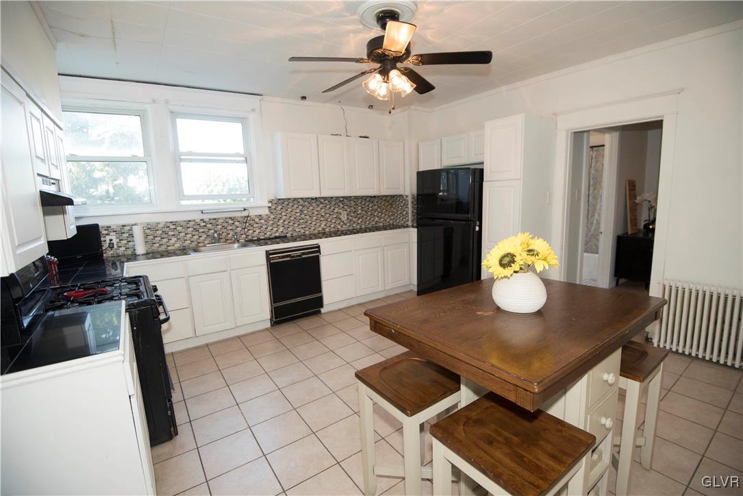 3108 North Ruch Street Whitehall, PA 18052 - Photo 11 of 41 Gallery Image 11