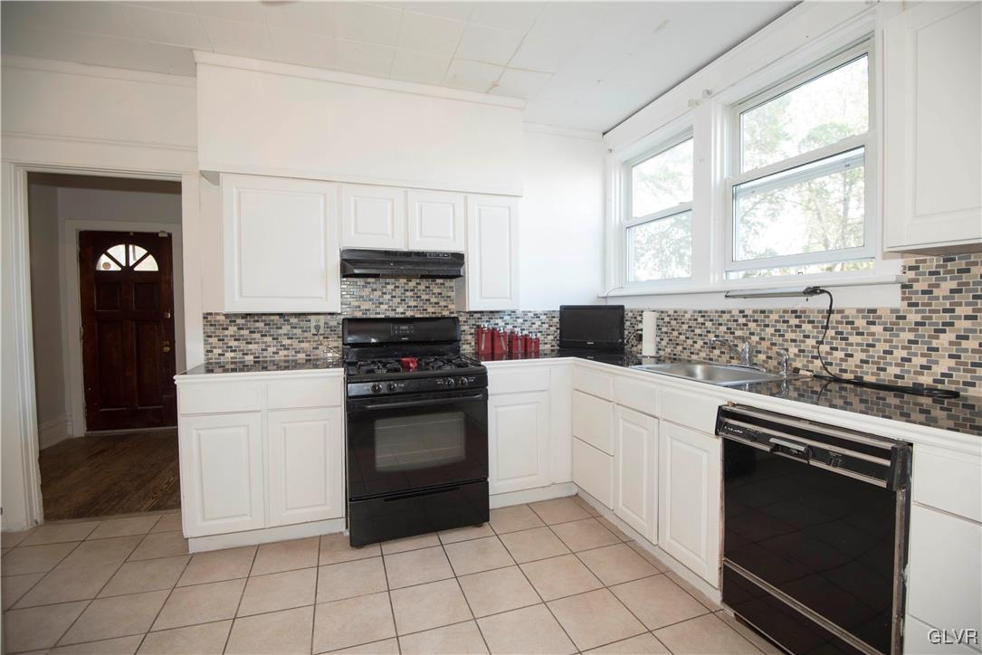 3108 North Ruch Street Whitehall, PA 18052 - Photo 12 of 41 Gallery Image 12