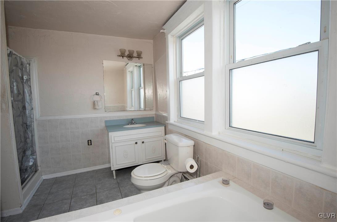 3108 North Ruch Street Whitehall, PA 18052 - Photo 33 of 41 Gallery Image 33