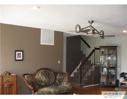 36 Farnham Square Sayreville, NJ 08859 - Photo 8 of 16 a view of entryway and hall