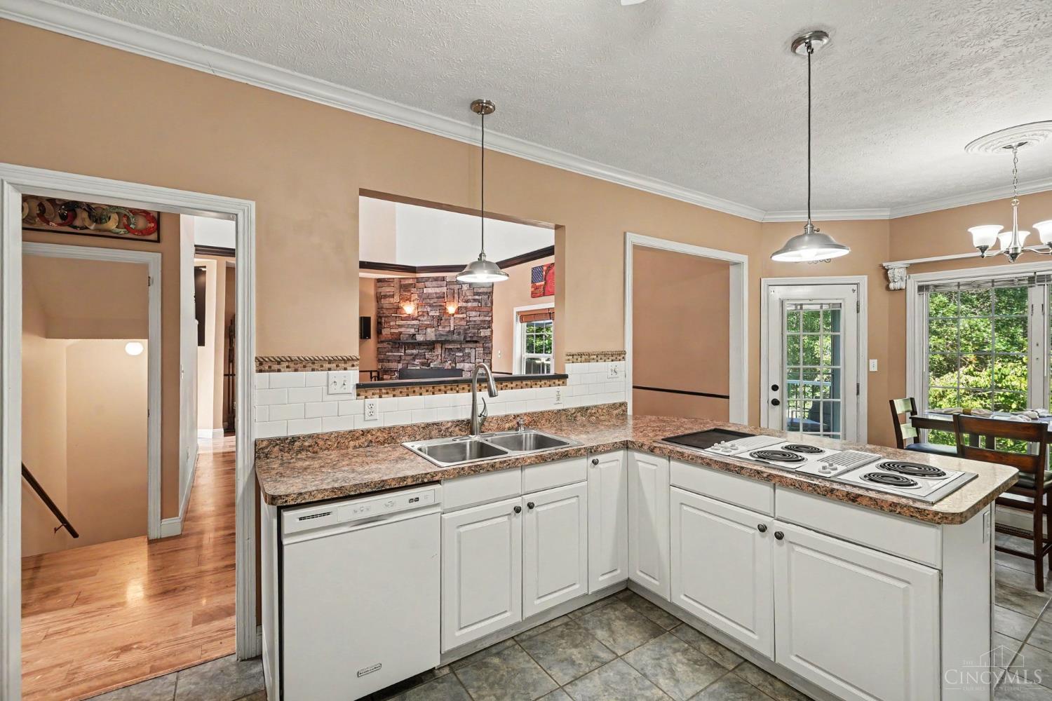 7833 Gardner Road Georgetown, OH 45121 - Photo 7 of 30 Gallery Image 7