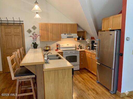 321 Meile Lane Edwards, CO 81632 - Photo 28 of 44 a kitchen with a sink appliances and cabinets