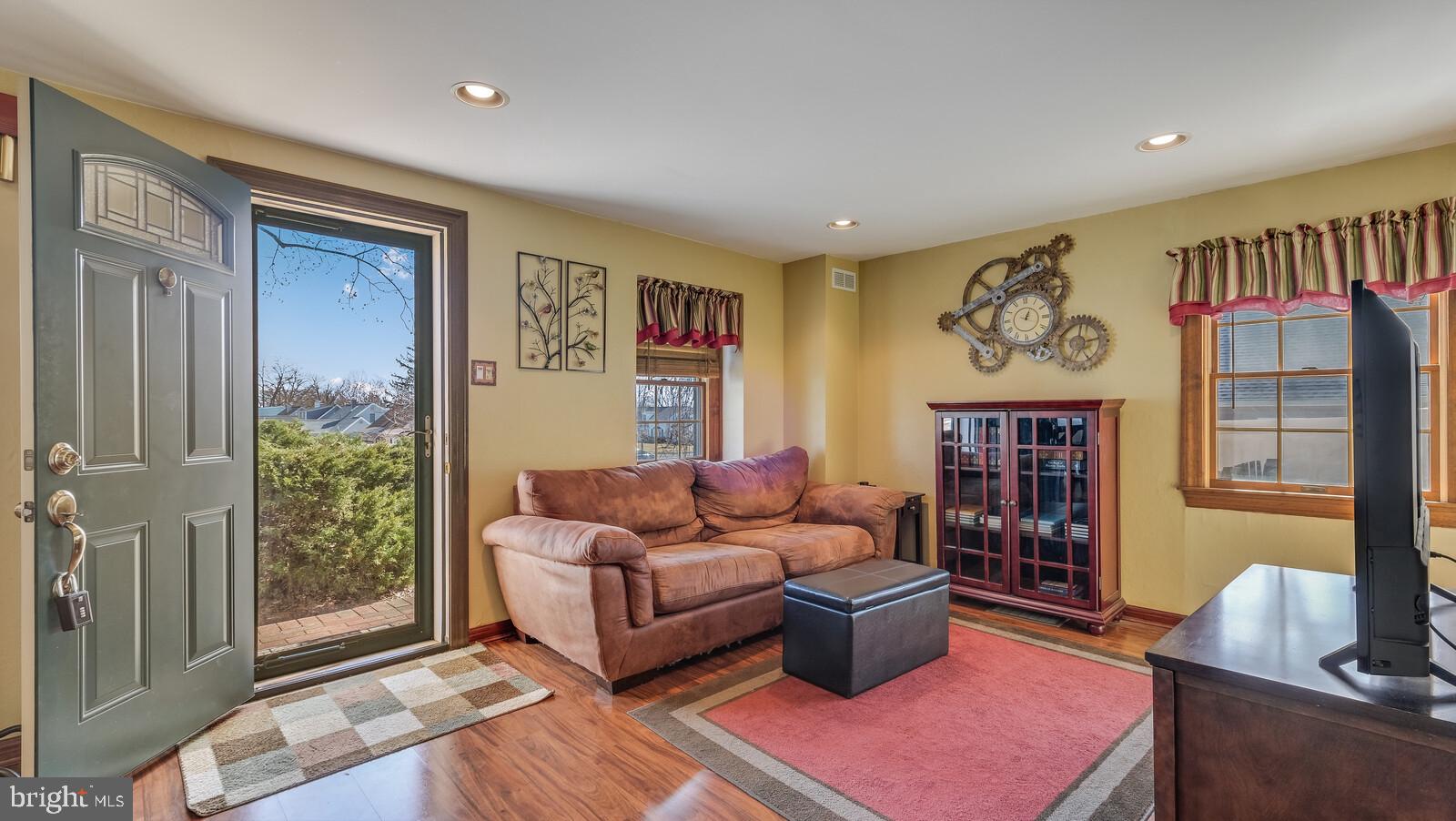 201 Bensal Road Hatboro, PA 19040 - Photo 5 of 26 Gallery Image 5