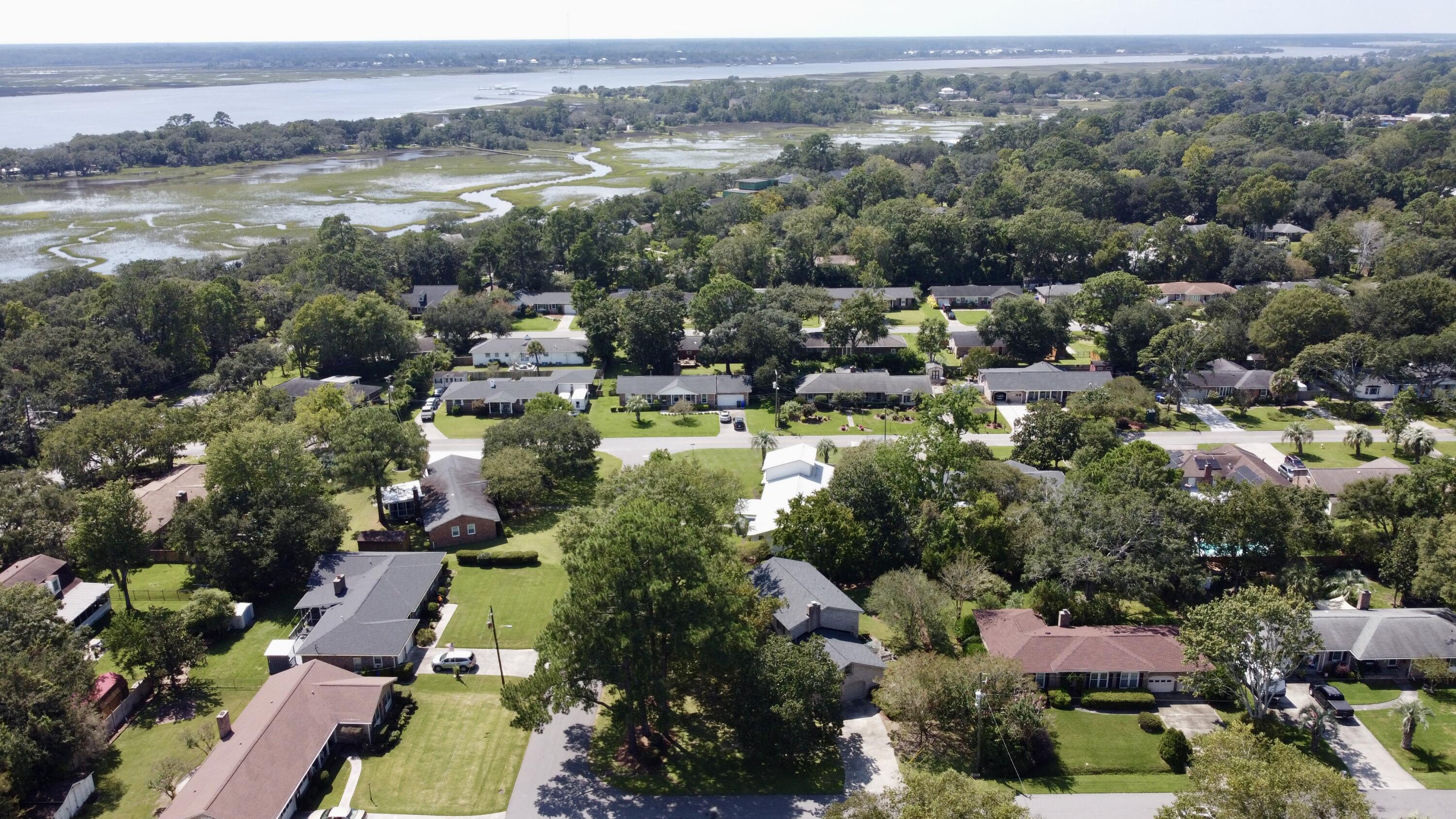 1 Lampton Road Charleston, SC 29407 - Photo 16 of 81 74EA7722-CDDB-4BF2-BEDE-E3F2C35AE2A0_1_2