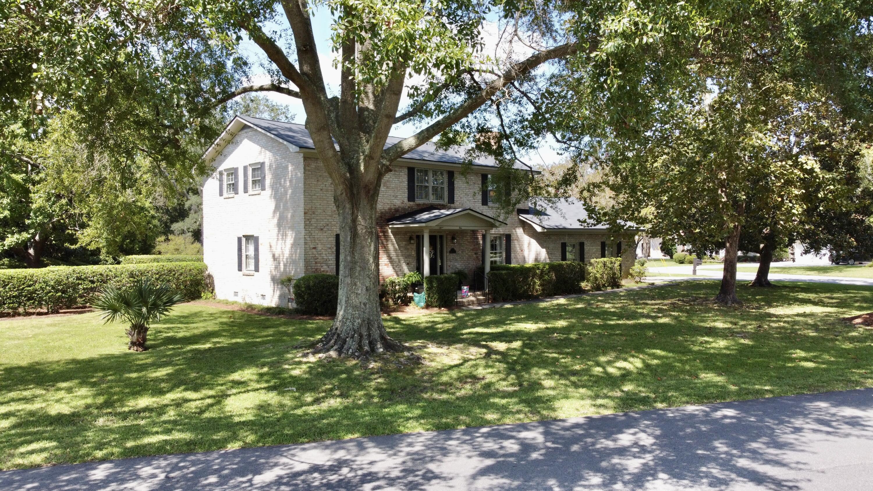 1 Lampton Road Charleston, SC 29407 - Photo 20 of 81 B0B443D6-AD22-4D19-BFED-0BA4436CEE48_1_2