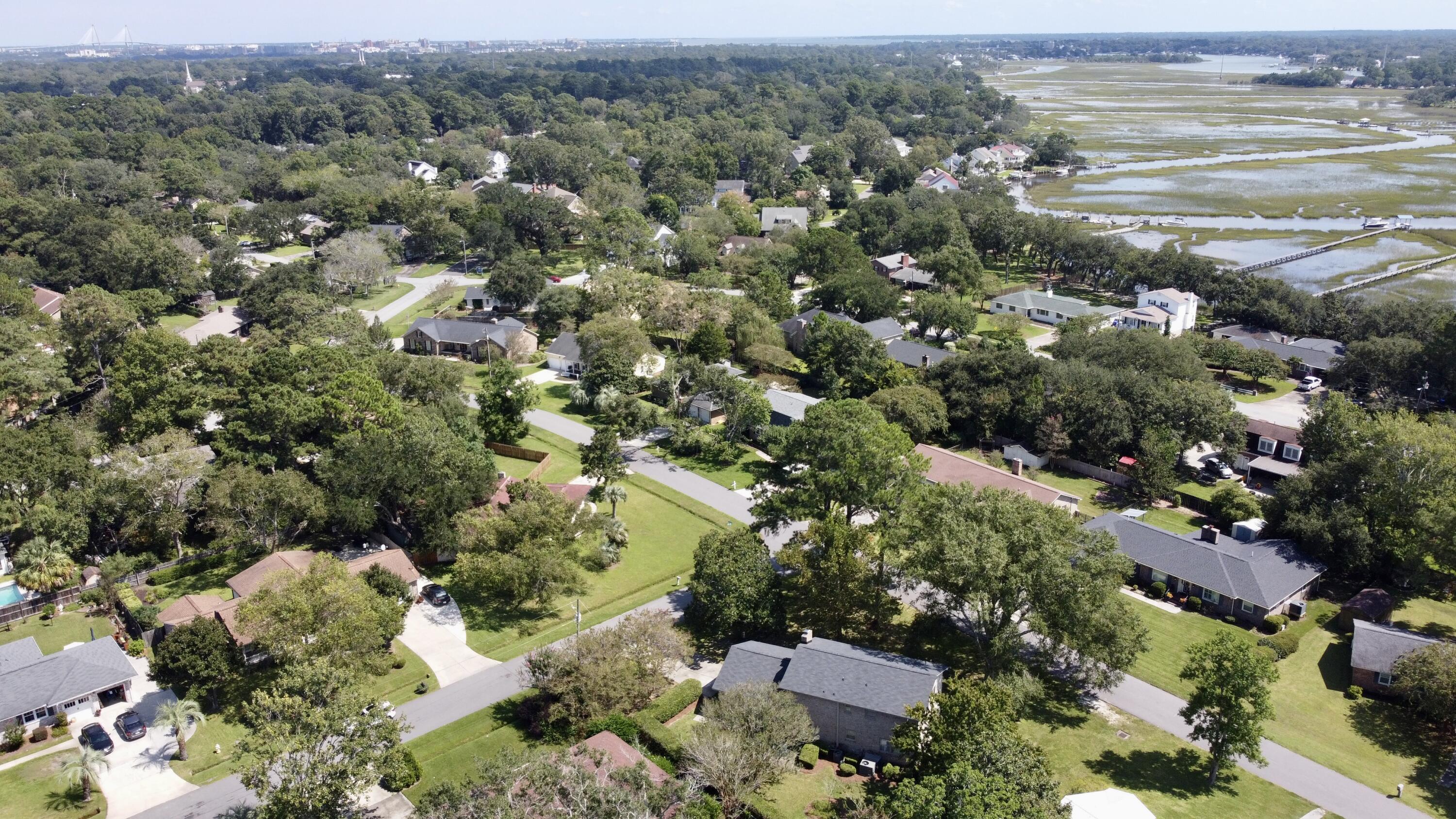 1 Lampton Road Charleston, SC 29407 - Photo 27 of 81 E1DCC5F8-54EF-420D-B9F0-E0EC49DC5CFD_1_2