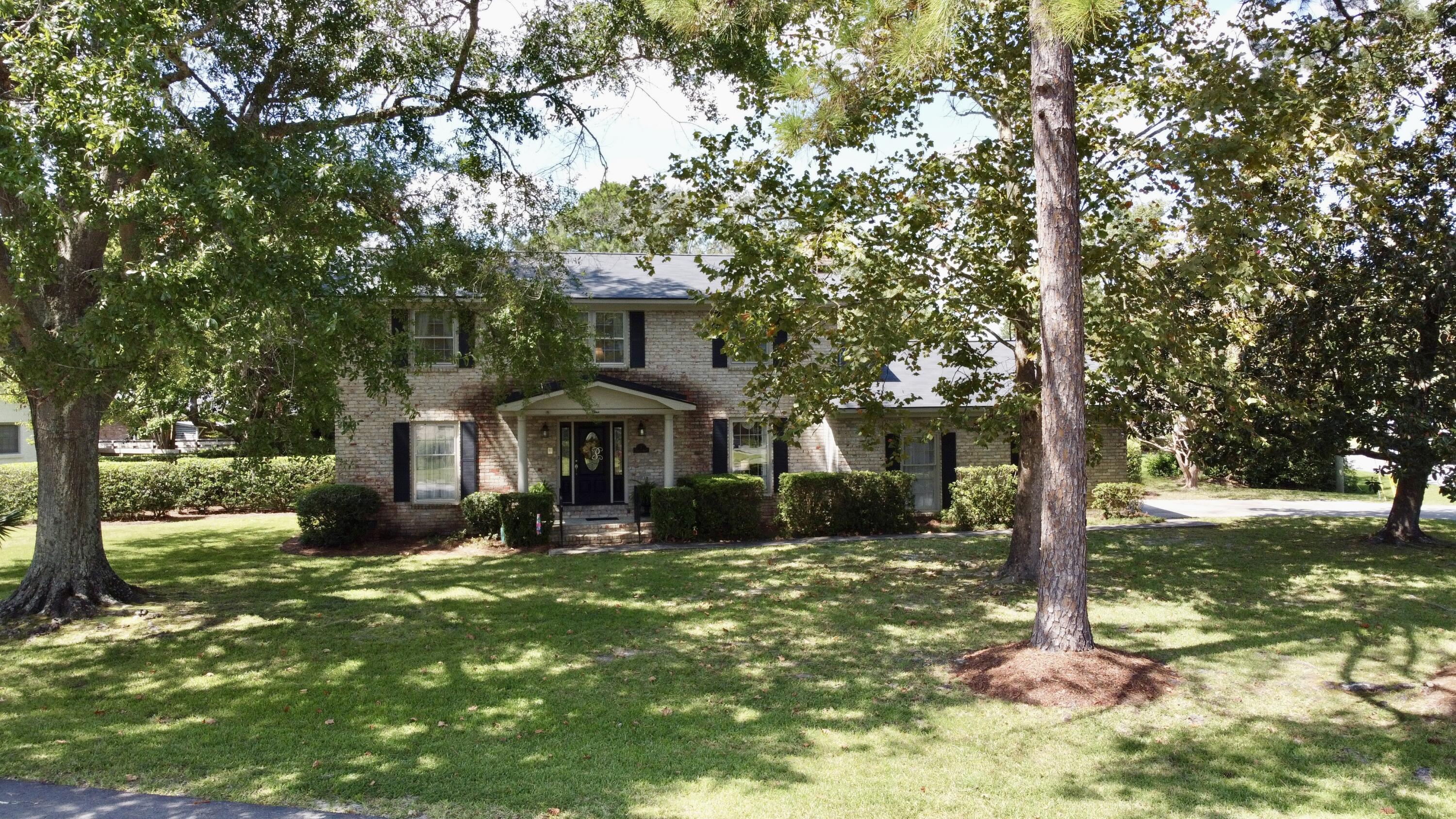 1 Lampton Road Charleston, SC 29407 - Photo 8 of 81 3EE757A2-6816-4BD1-9EE2-FA43CA35692C_1_2