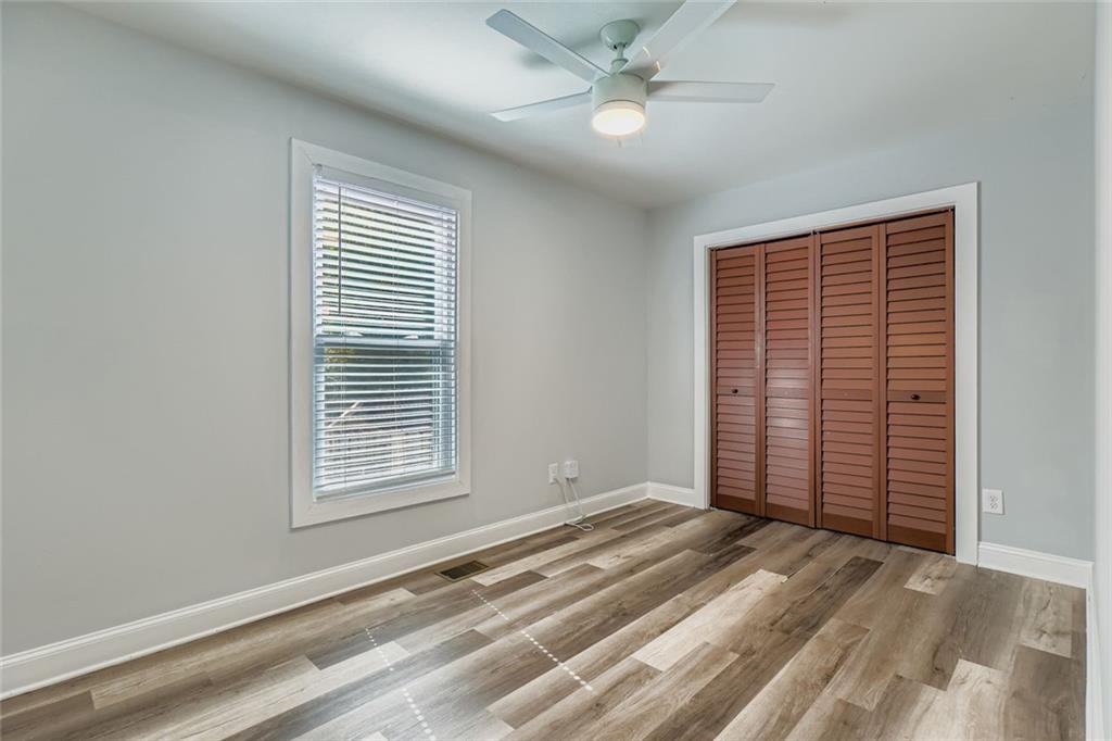 677 Ira Street Southwest Atlanta, GA 30310 - Photo 13 of 28 a view of an empty room with a window