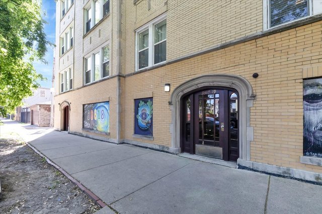 3317 West George Street, Unit 2 Chicago, IL 60618 - Photo 2 of 15 a front view of a building
