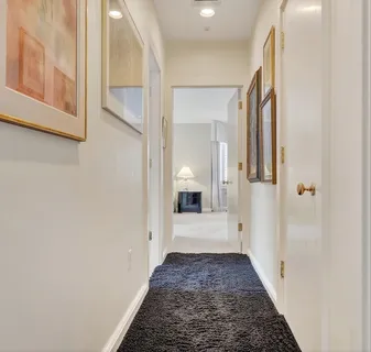 $2,200,000 | 99-60 Florence Street, Unit 3D, Newton, MA 02467