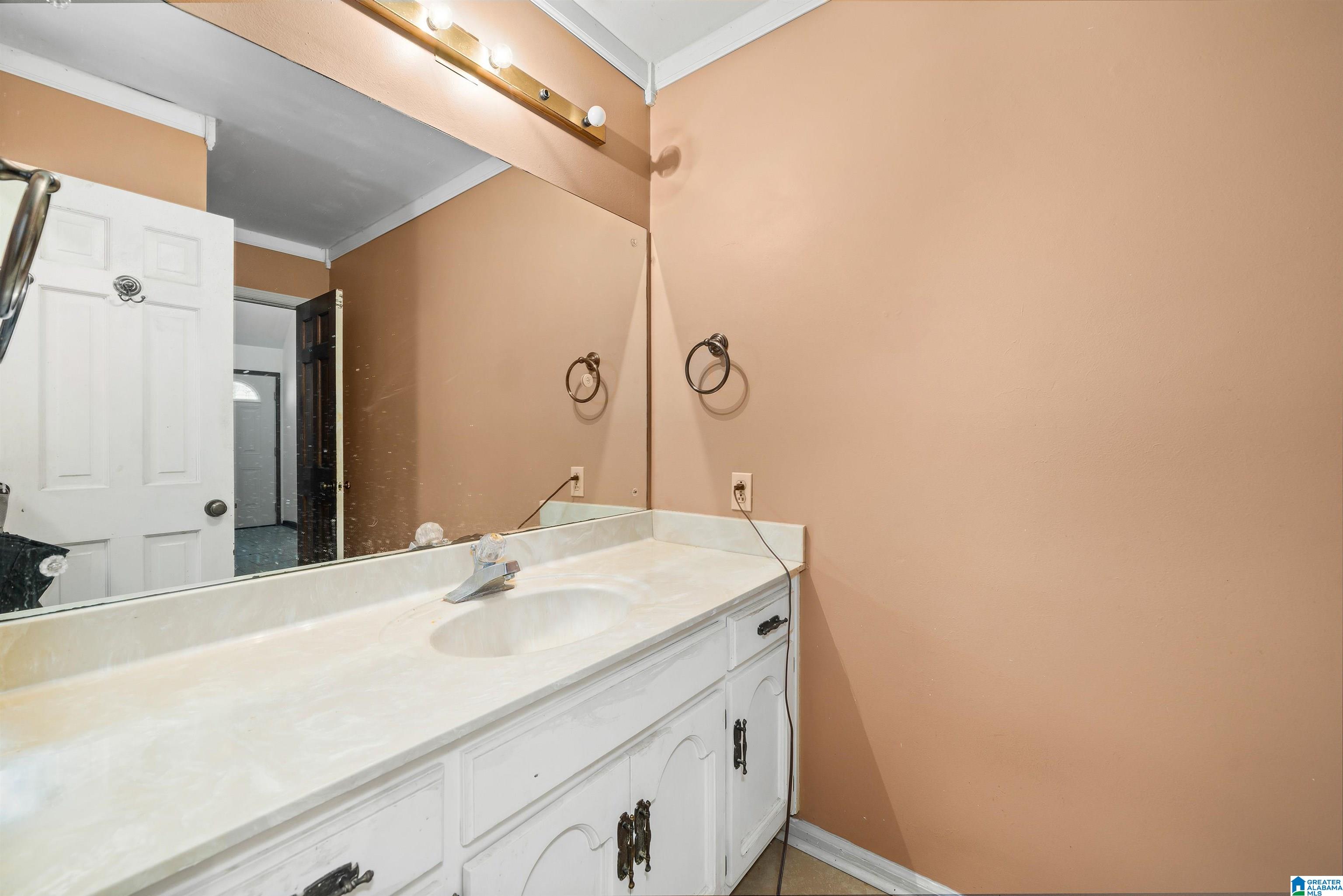 1946 Linden Street Leeds, AL 35094 - Photo 20 of 29