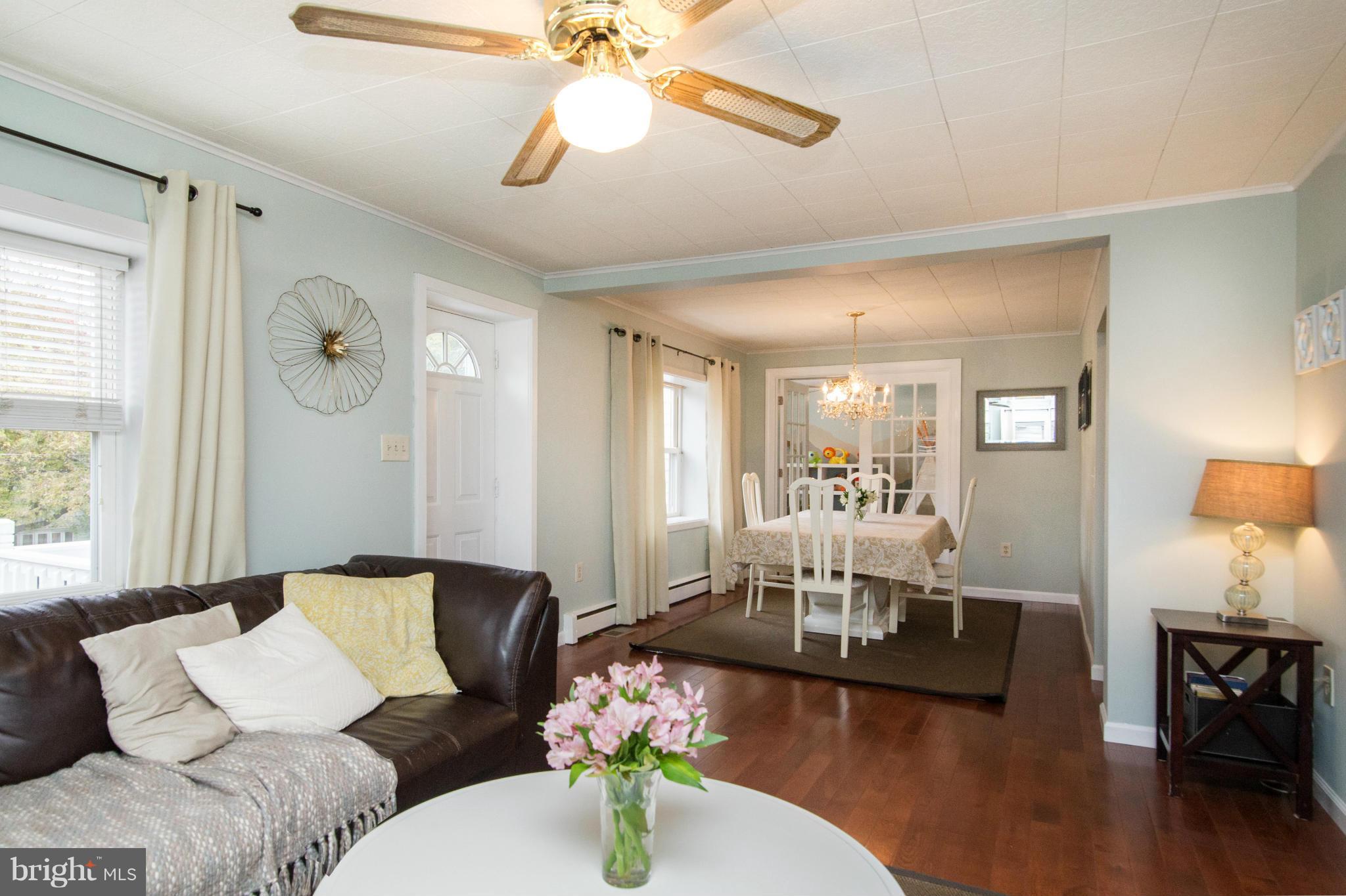 4501 Louisville Road Finksburg, MD 21048 - Photo 3 of 30 Living Room