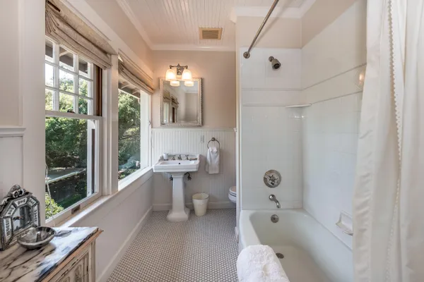 $25,000 | 287 Middle Road, Montecito, CA 93108