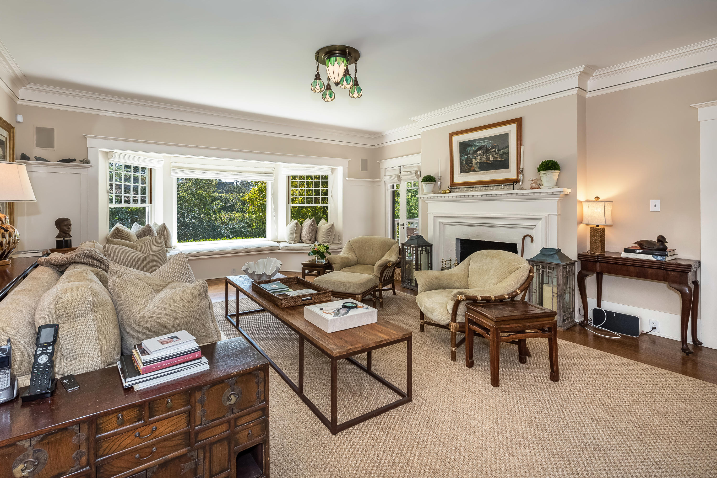 287 Middle Road Montecito, CA 93108 - Photo 5 of 25 Middle287.FamilyRoom