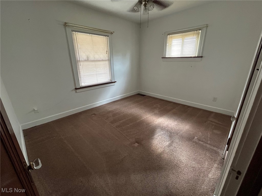 7603 Jameson Road Parma, OH 44129 - Photo 7 of 20