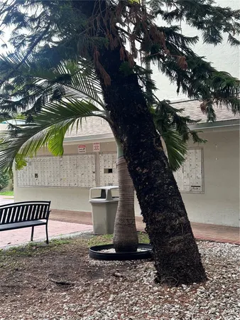 $2,300 | 10090 Northwest 80th Court, Unit 1350, Hialeah Gardens, FL 33016