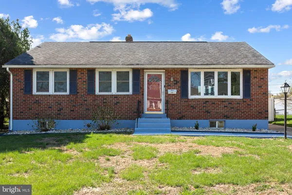 $359,000 | 10 Raleigh Court, New Castle, DE 19720