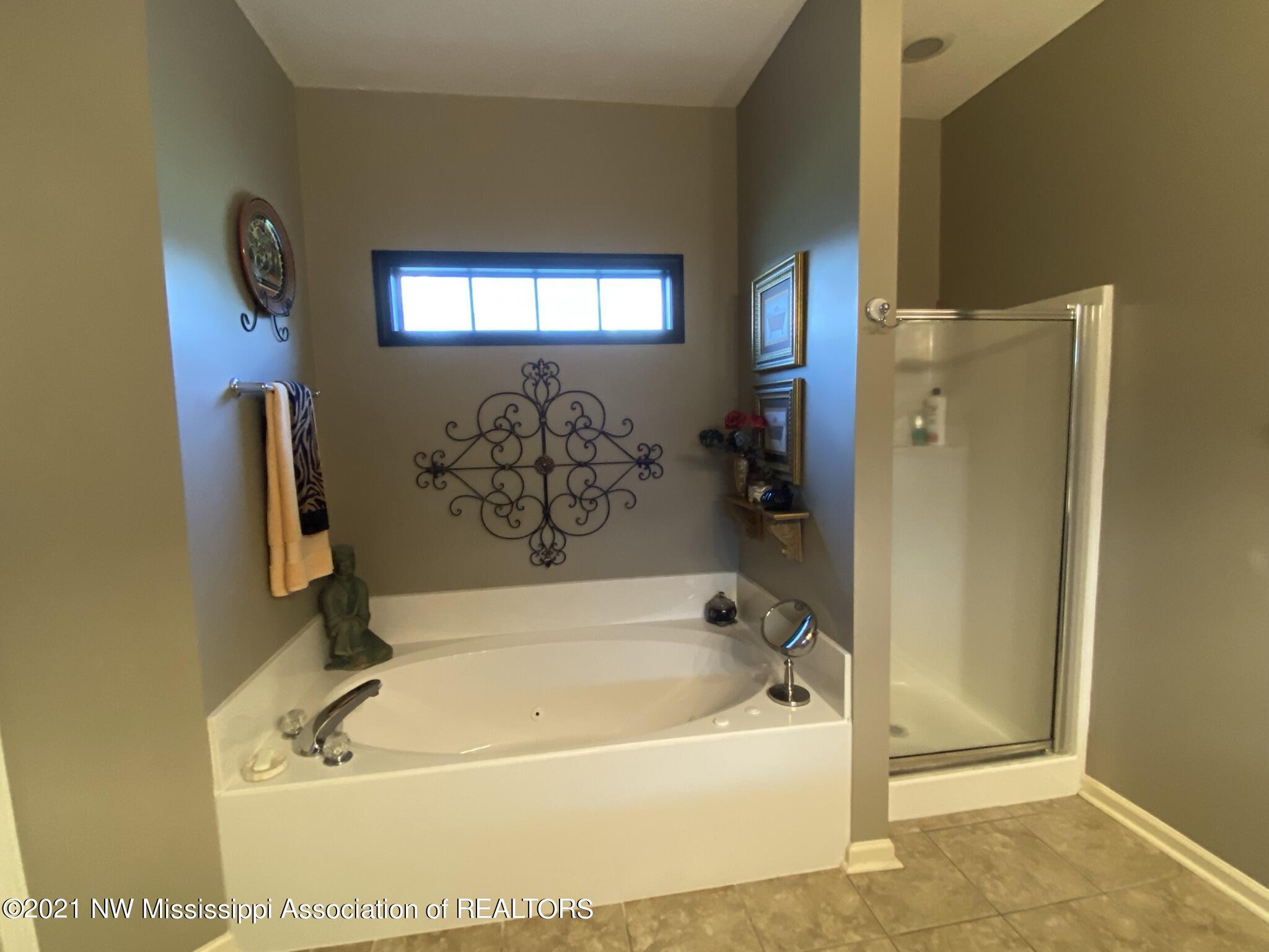3094 Country Club Road Senatobia, MS 38668 - Photo 27 of 47 2F6546DD-BEEF-472A-B6F8-D501241DEDA7