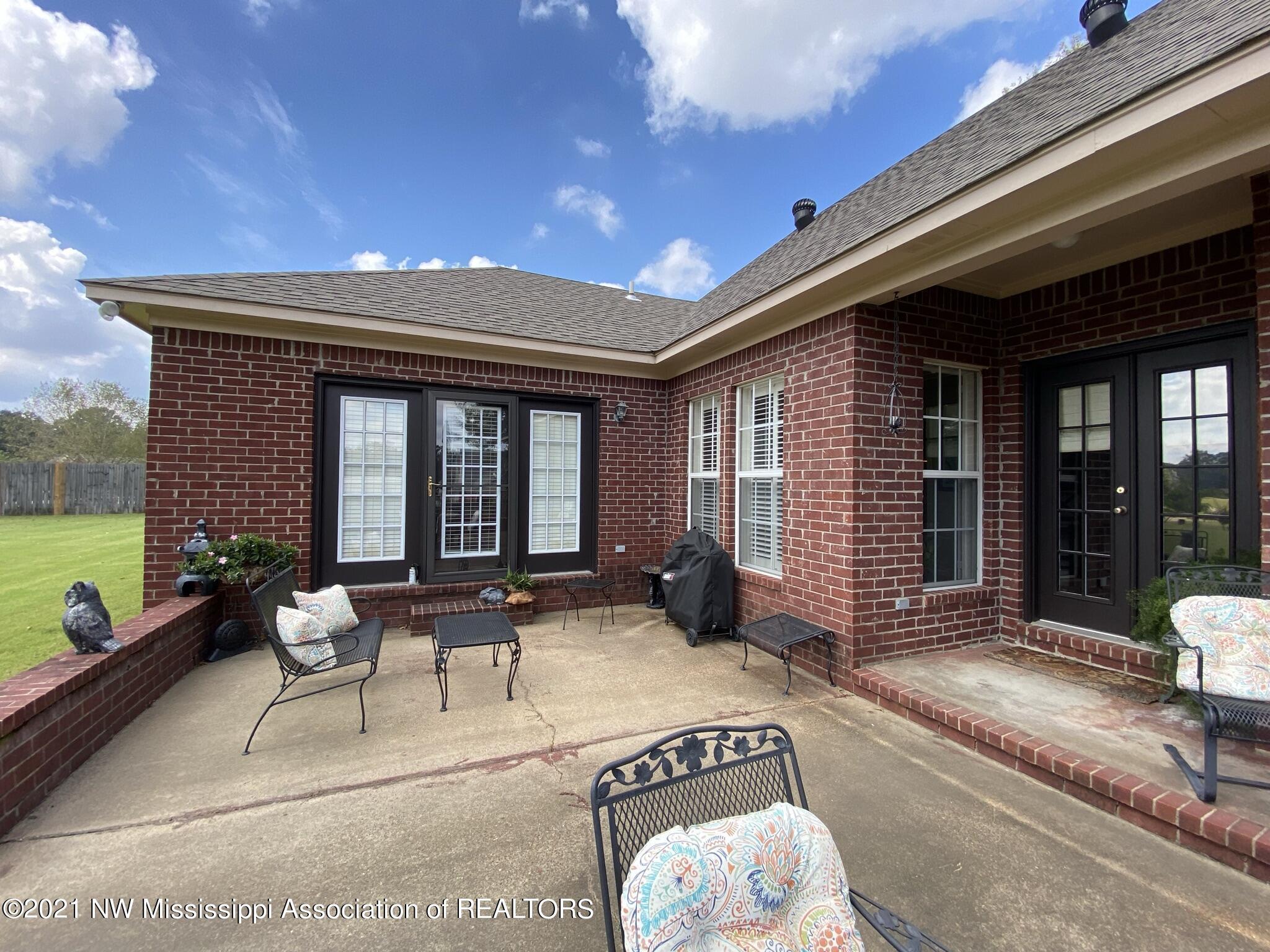 3094 Country Club Road Senatobia, MS 38668 - Photo 39 of 47 162EBBF1-97E3-4158-BC96-6D93D18402FA
