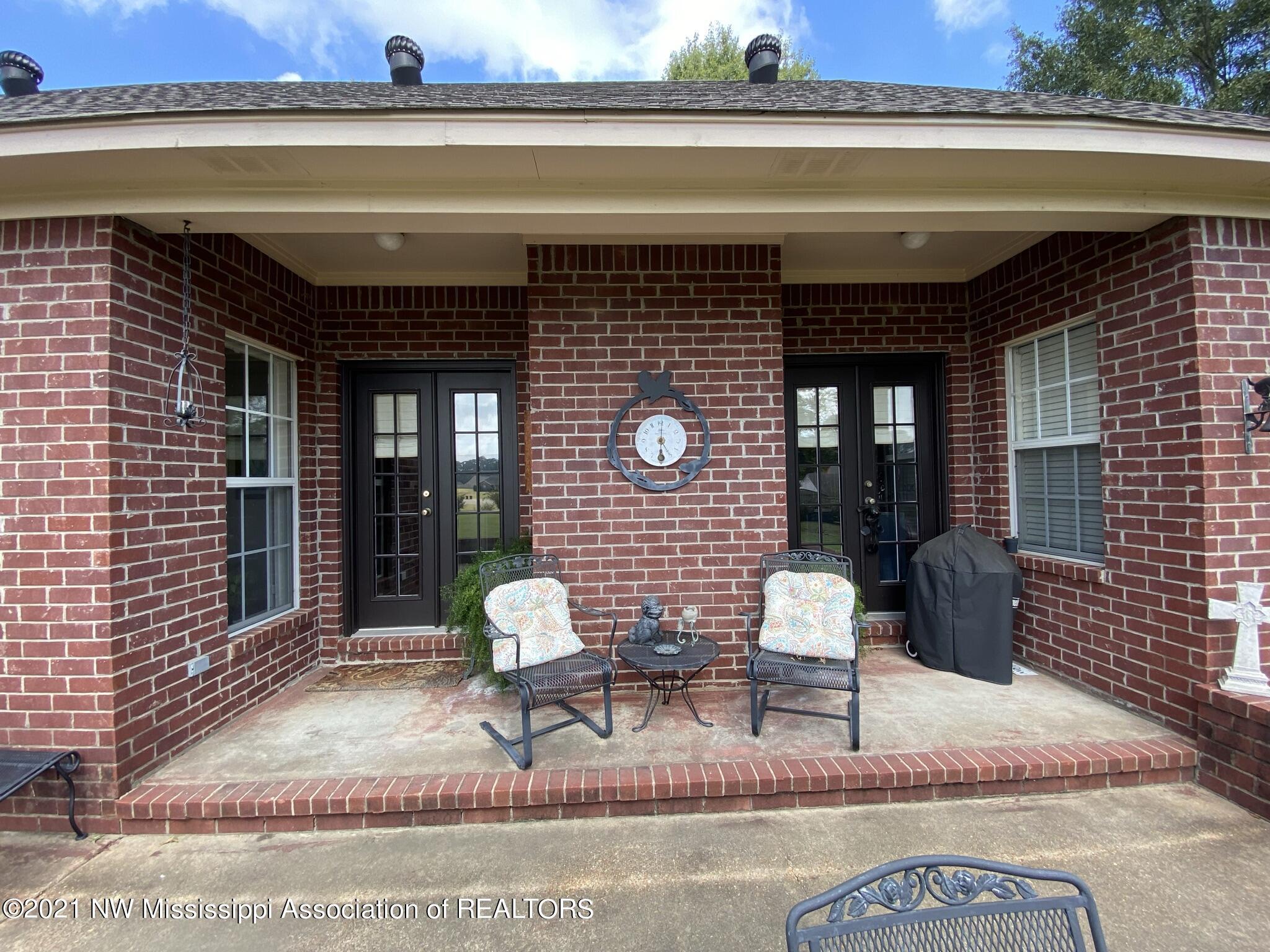 3094 Country Club Road Senatobia, MS 38668 - Photo 40 of 47 48CD72D8-D79E-44C7-89A7-D0A1F5B7E6BA