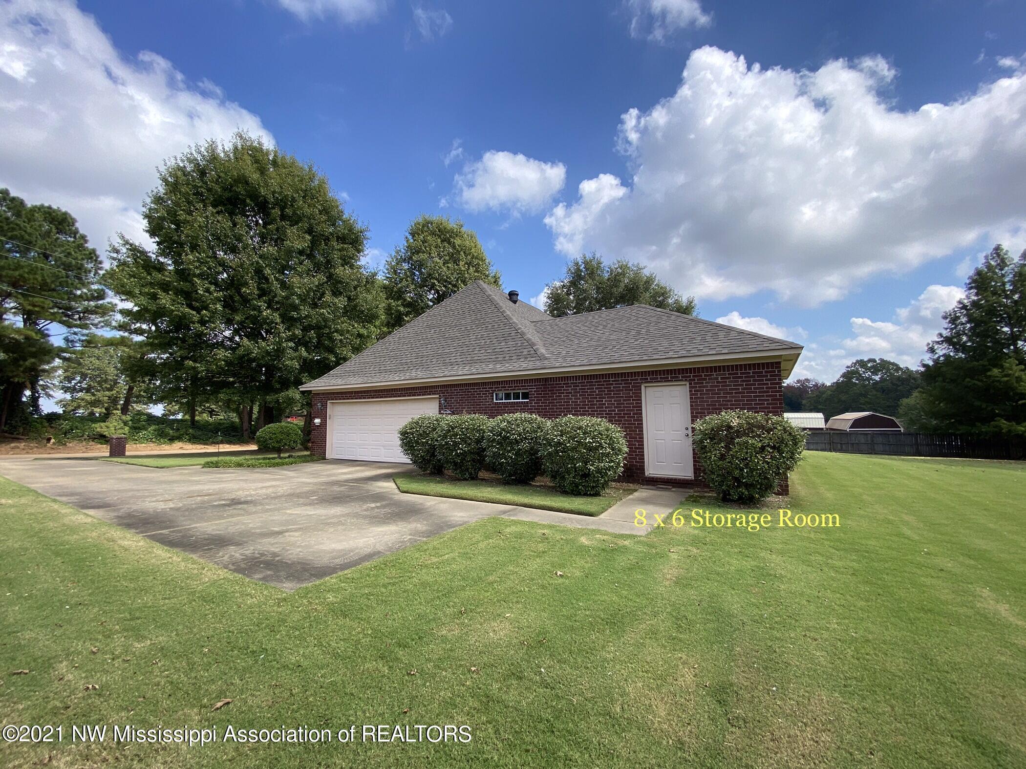 3094 Country Club Road Senatobia, MS 38668 - Photo 42 of 47 CE87B3B7-B056-49F6-BEF3-AC7C04F01FBE