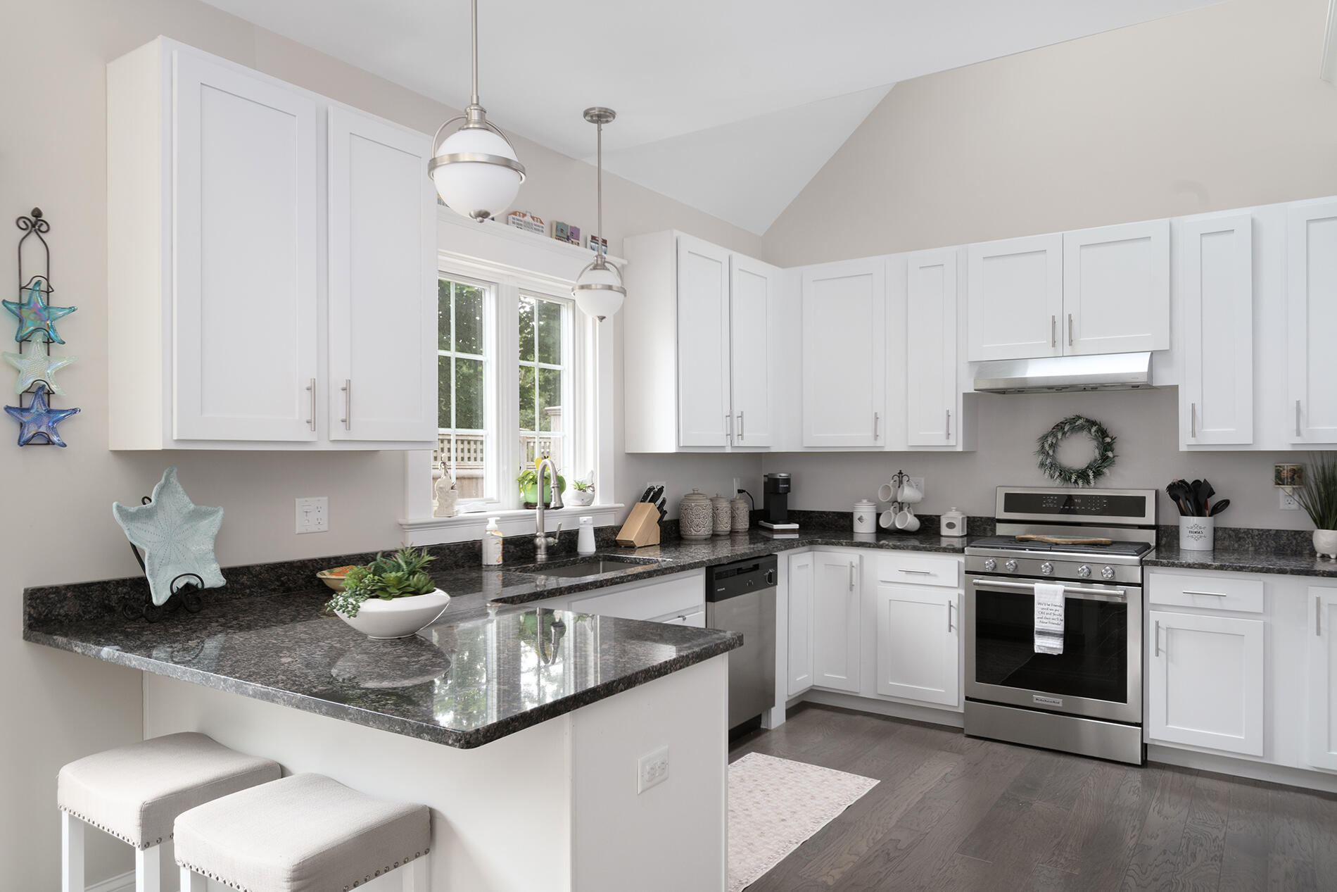 675 Main Street, Unit C1 Cotuit, MA 02635 - Photo 13 of 38 DSC_9617