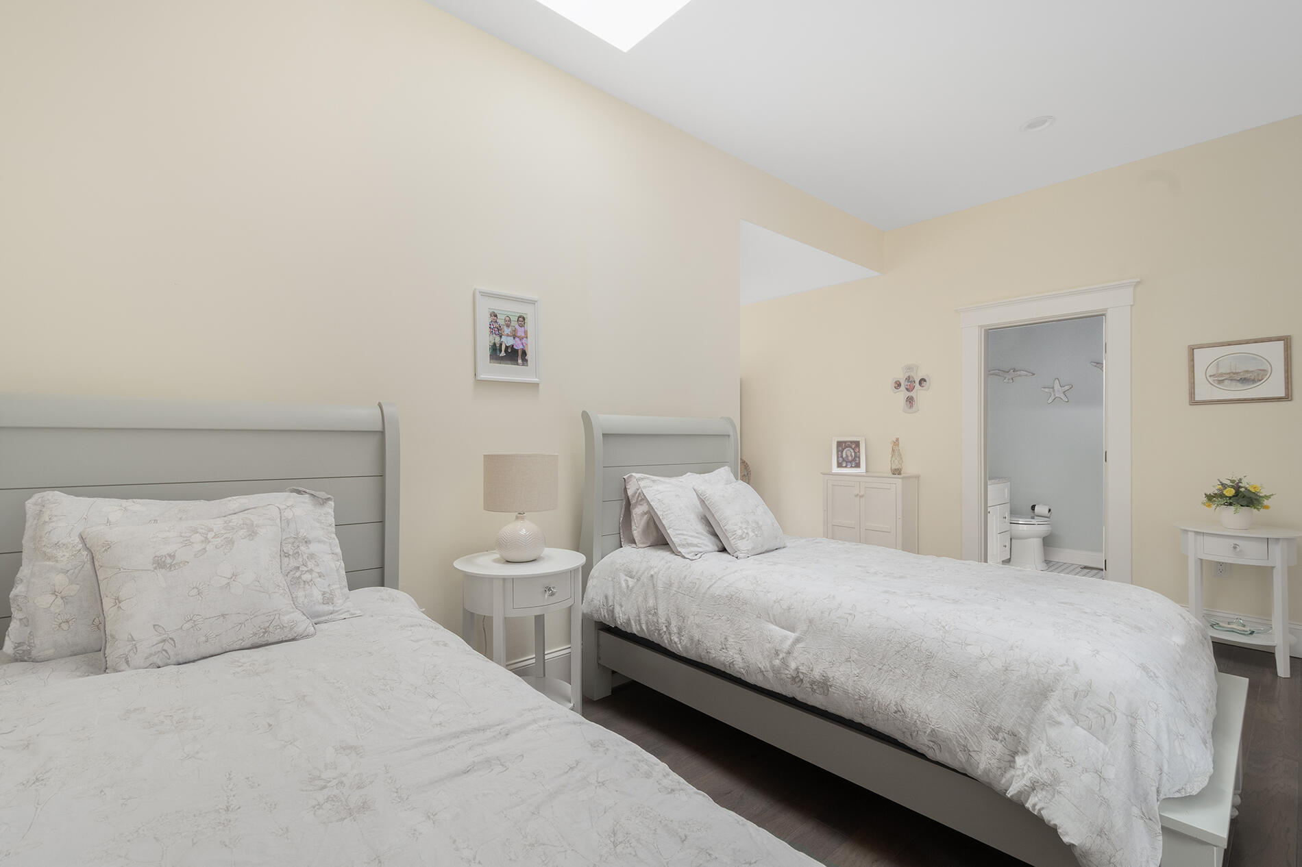 675 Main Street, Unit C1 Cotuit, MA 02635 - Photo 25 of 38 DSC_9667