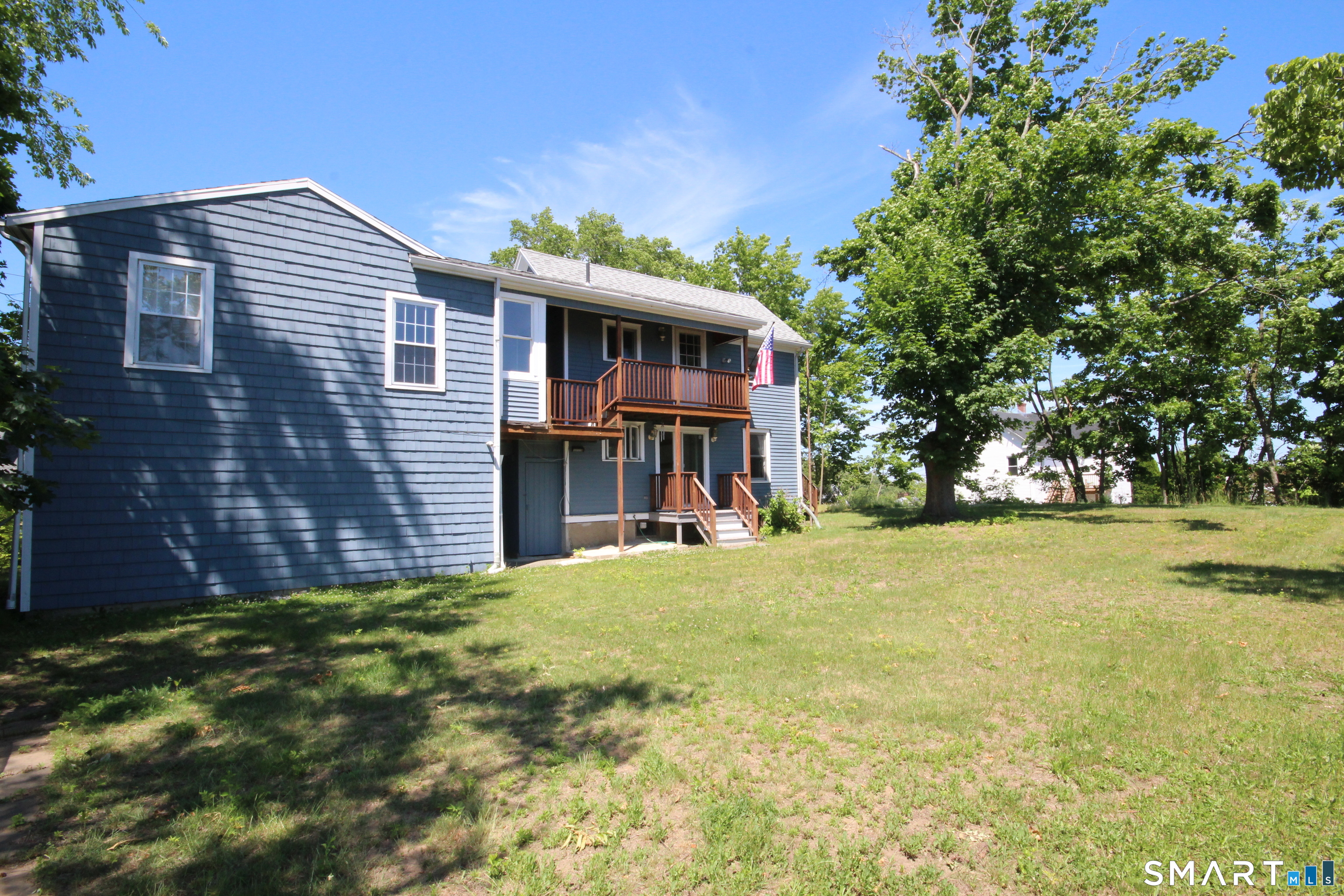 135 Ridgely Avenue Fairfield, CT 06825 - Photo 15 of 15