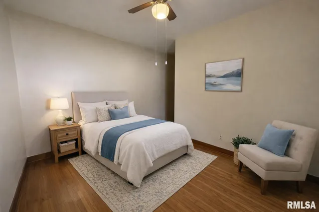 $154,990 | 130 East Maple Street, Roseville, IL 61473