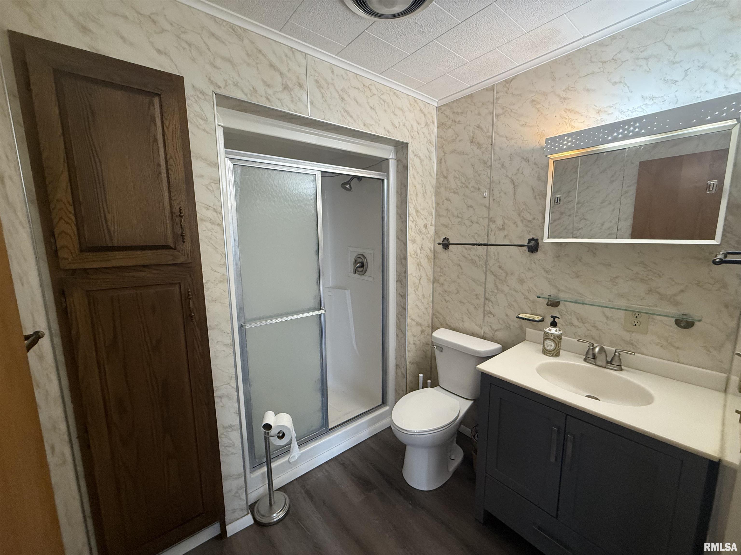 130 East Maple Street Roseville, IL 61473 - Photo 24 of 41